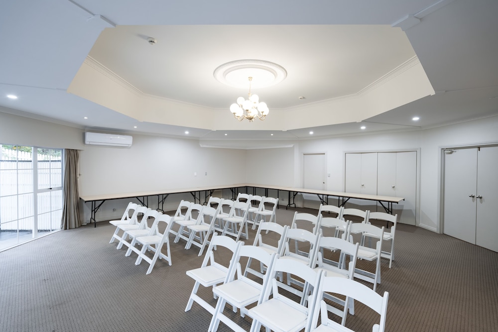 meeting & event spaces