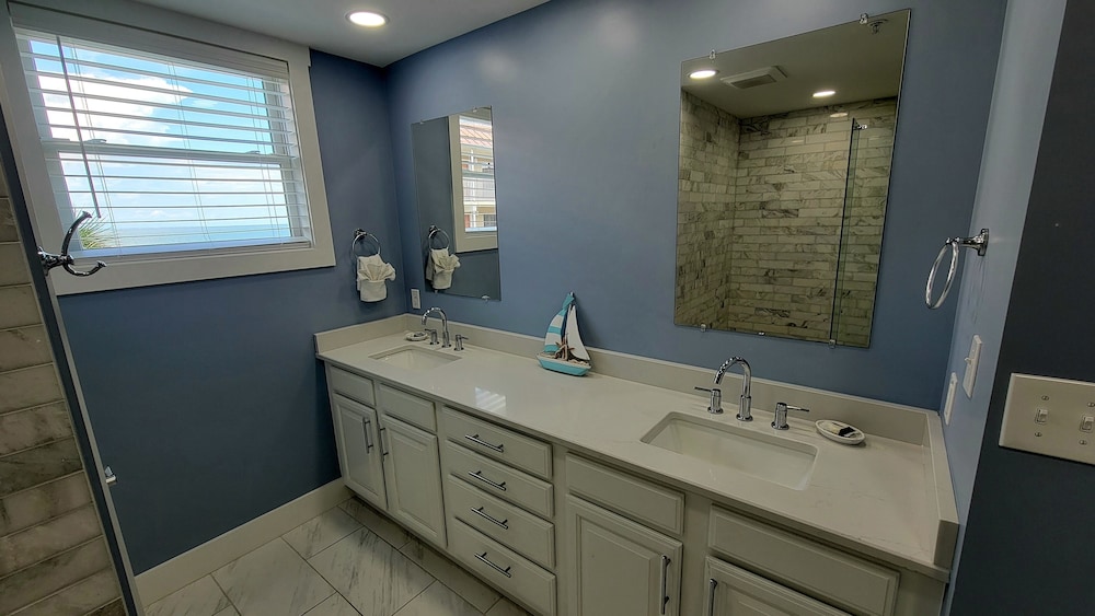 Desoto Beach Club 2 Tybee Vacation Rentals