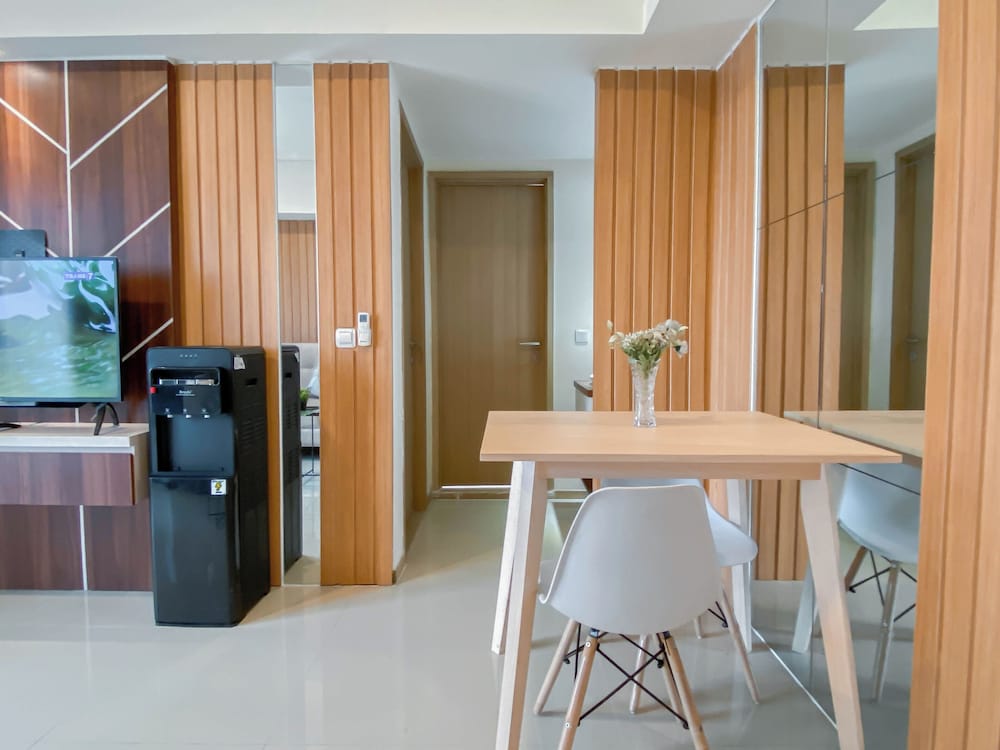 Comfortable And Minimalist 2Br At Meikarta Apartment