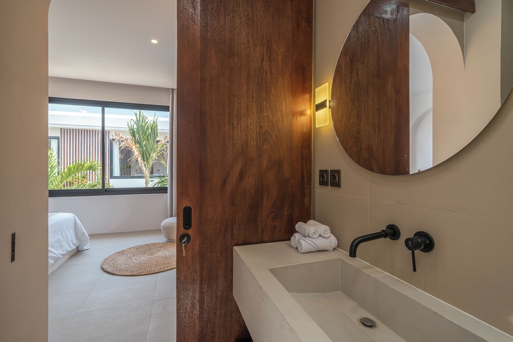 Nova Oasis 3
