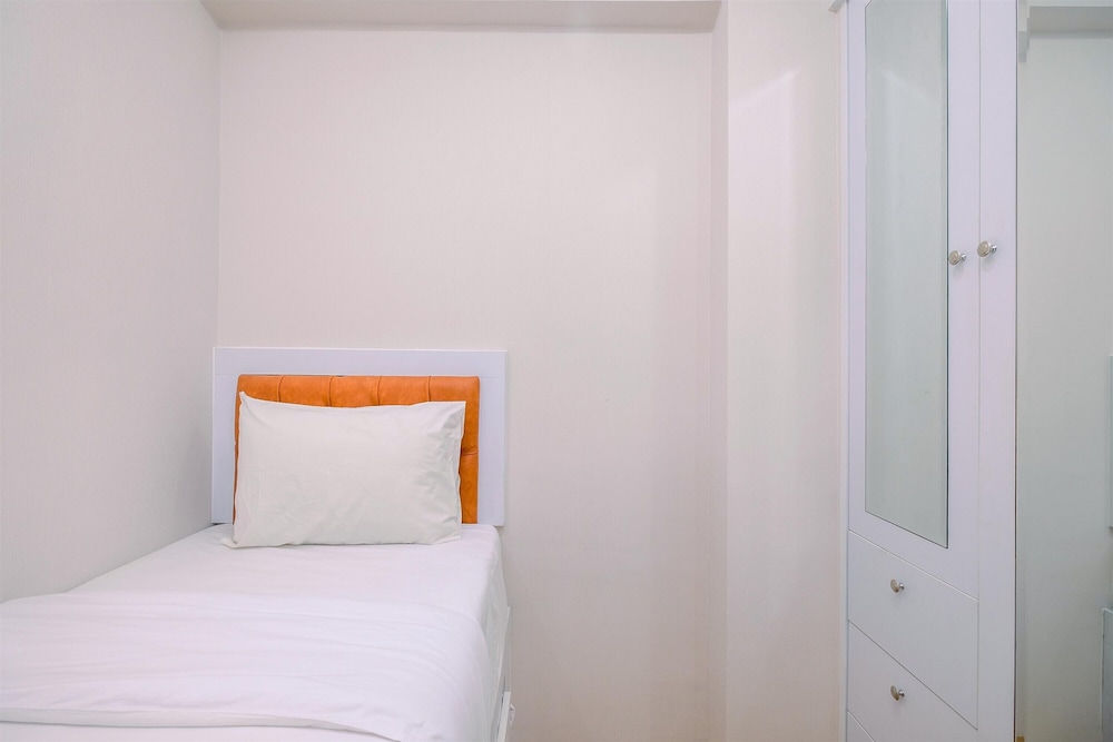 Modern and Tidy 2BR Podomoro Golf View Apartment