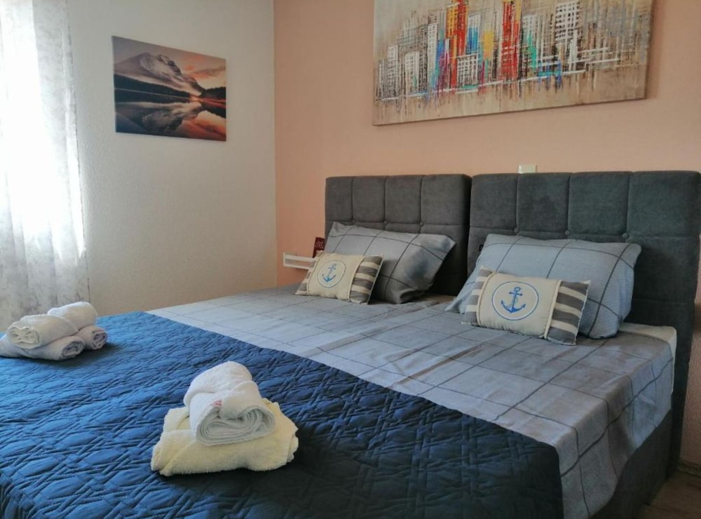 Apartment Libe With Sea View Trogir