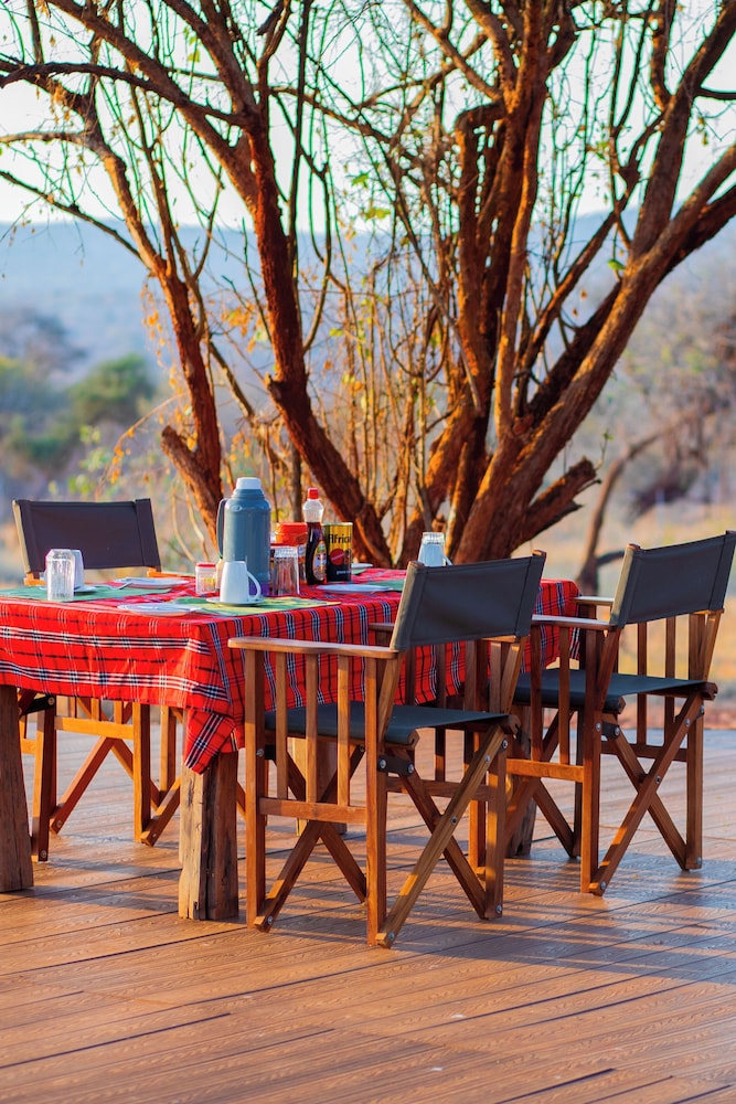 Shibam Campsite