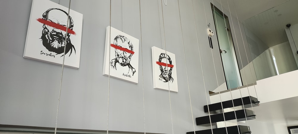 Athina Art Apartments