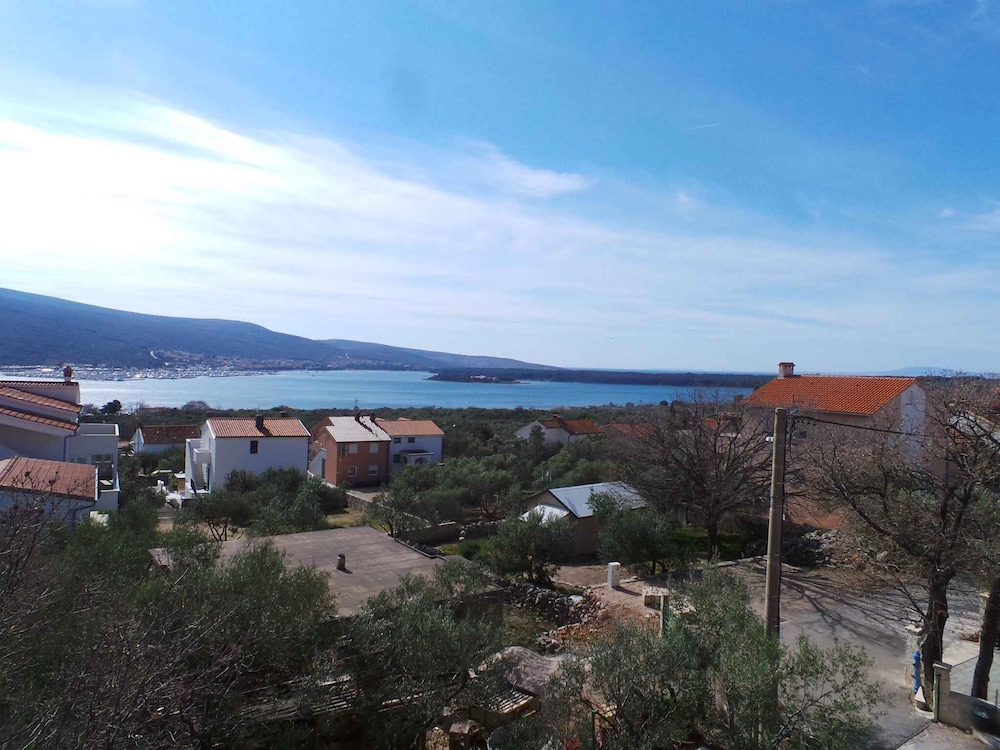 Apartments in Kornic/insel Krk 14471