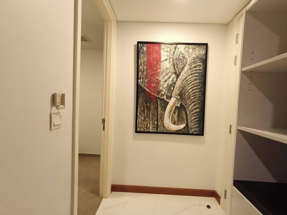 Luxury Large One Bedroom Seaview Serviced Apartment at Wongamat, Pattaya