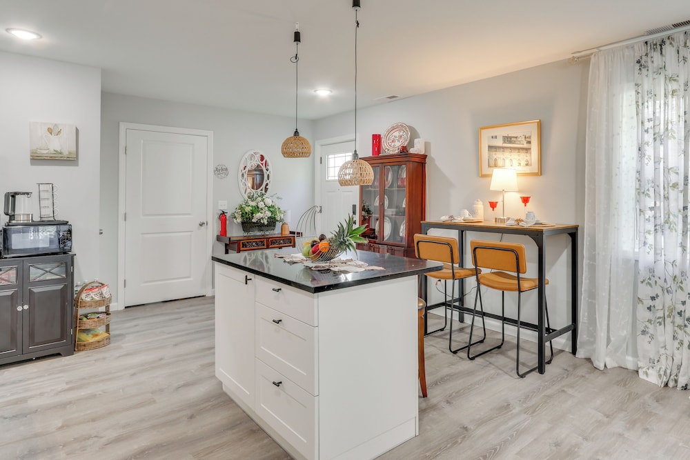 2 Mi to Beach, Shared Yard Space: West Haven Apt!
