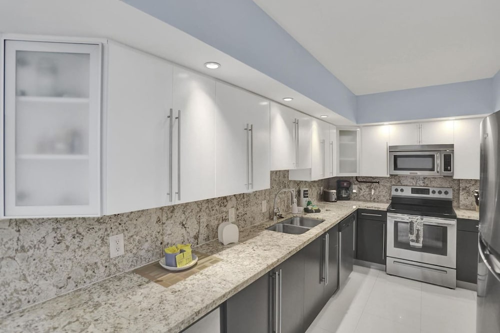 Beautiful 1 1 Beach View 14 Floor