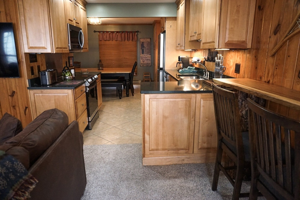 Stemwinder #8:3 Bedroom/3.5 Bath Slopeside