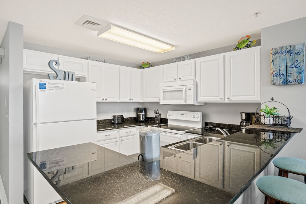 Calypso Beach Resort by Panhandle Getaways