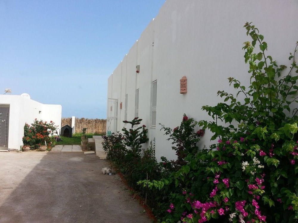 Fell Maamoura Beach