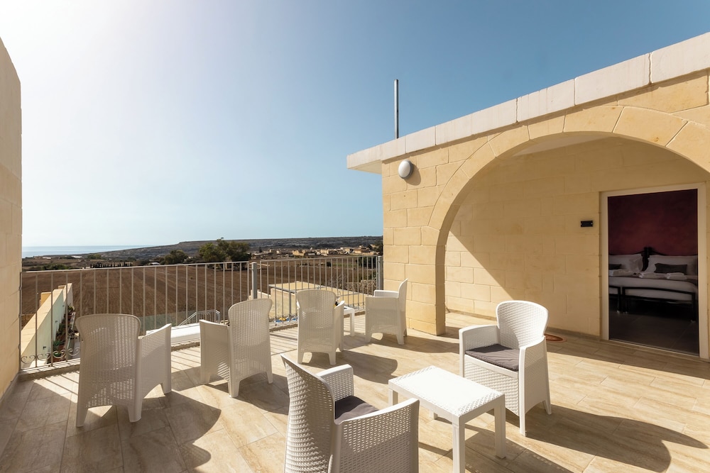 Ta'battista B&B & Pool - Il-maltija