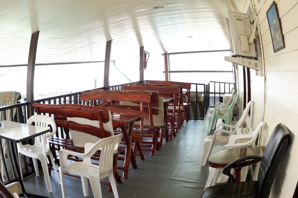 Harmony House - Hostel