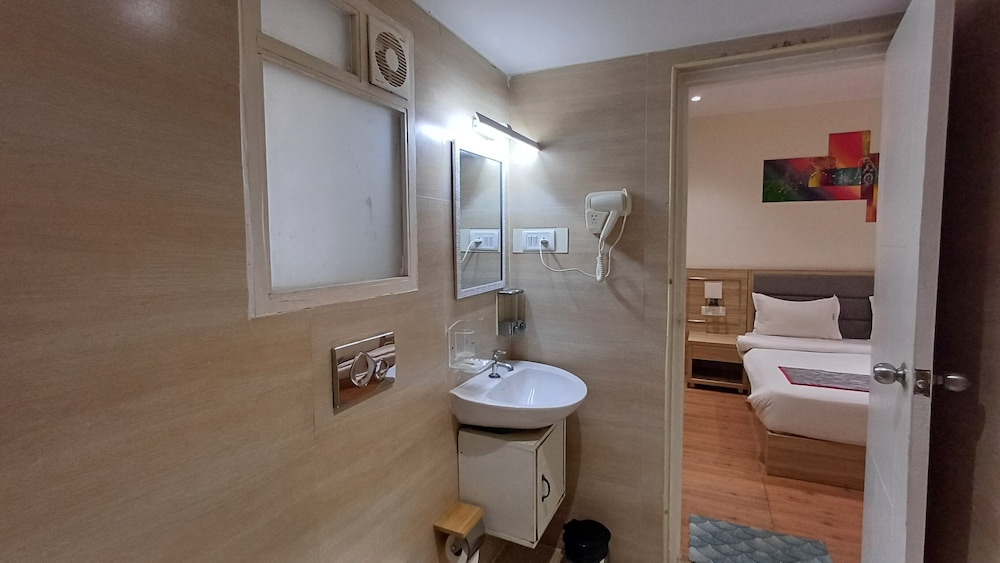 Sign Inn Apart Hotel Sriperumbudur