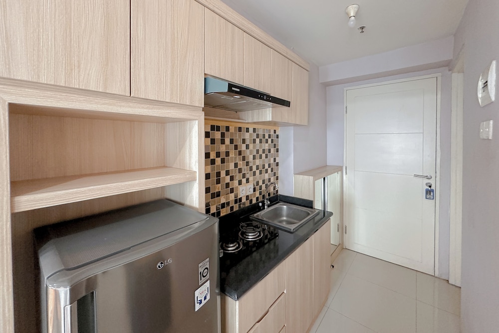 Strategic Spot Studio With Mall Access At Tanglin Supermall Mansion Apartment