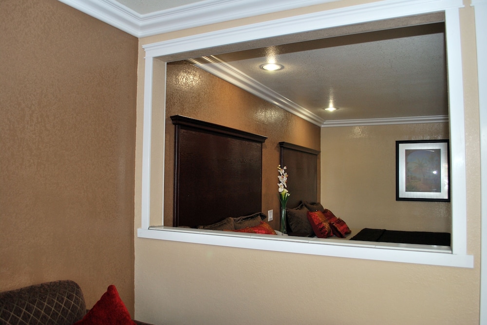 Orange County/Anaheim Vacations - Budget Inn Anaheim - Property Image 22