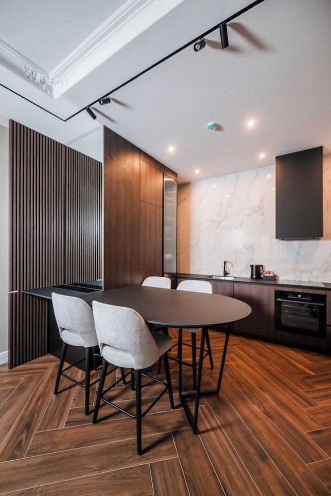 Ideal Apartments