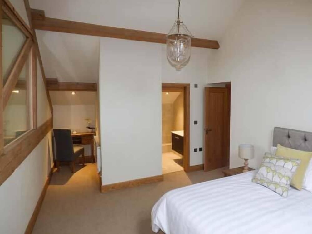 Oak Cottage
