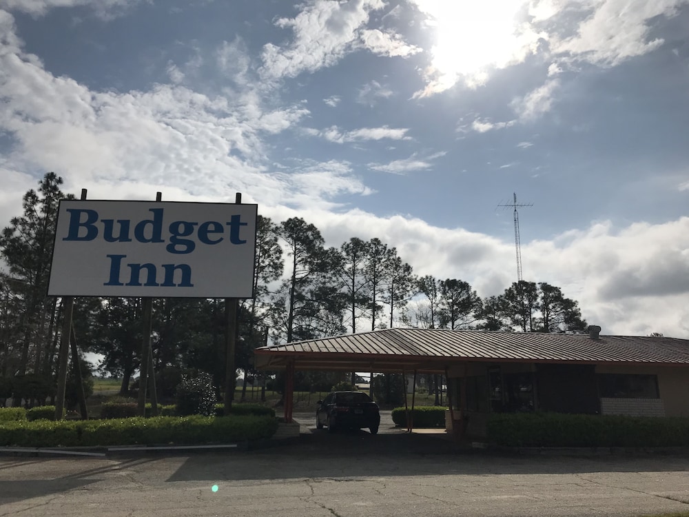 Budget Lakeview Inn