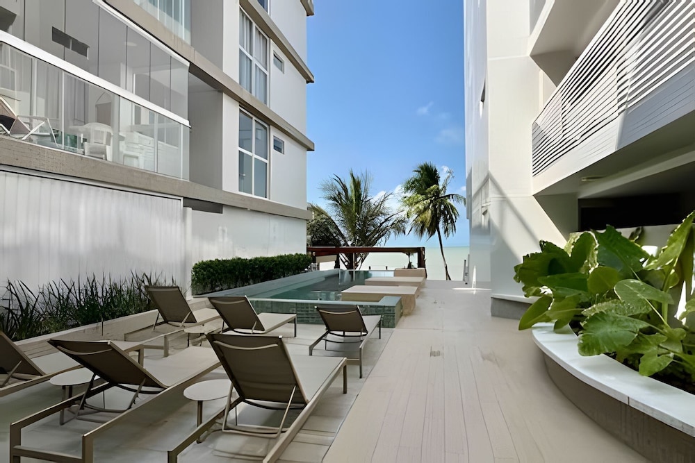 Flat pé na areia branco Haus My flats