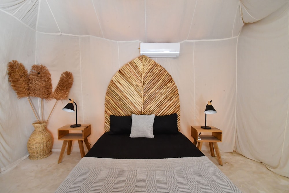 Arena y Mar Seaside Glamping Adults Only