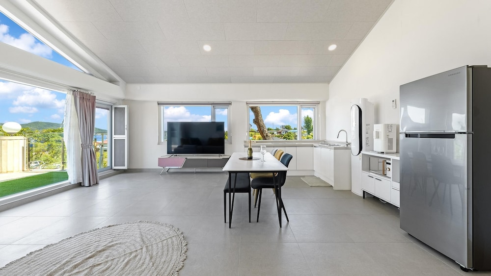 Incheon Vacations - Ganghwado Mare Seawater Poolvilla - Property Image 55