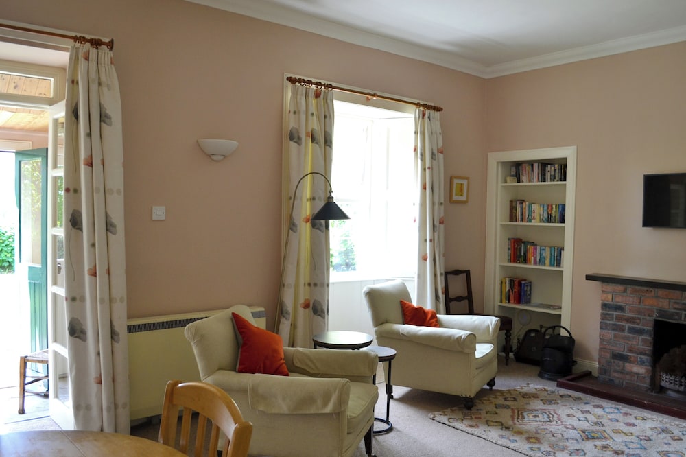 Cardross Estate Holiday Cottages