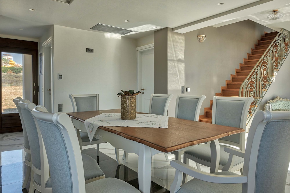 Villa Haria - Lux Villa With Private Pool in Crete