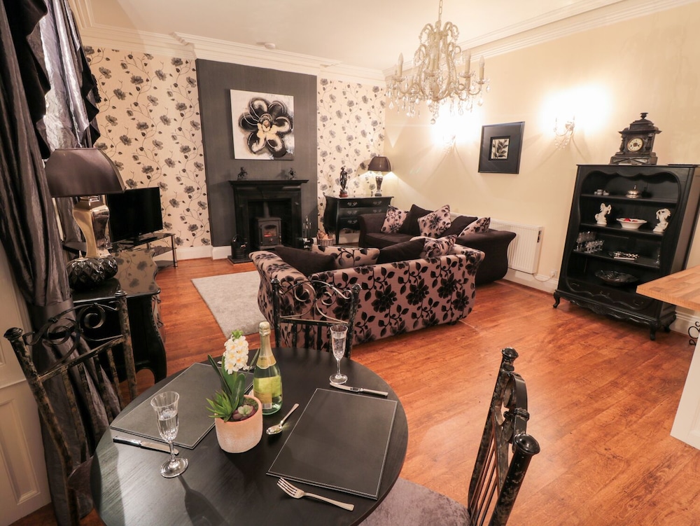 Sneaton Hall Apartment 4 view 2