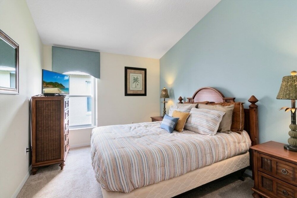 Gated 4 Bed With Pool And Spa Close To Disney 4 Bedroom Villa