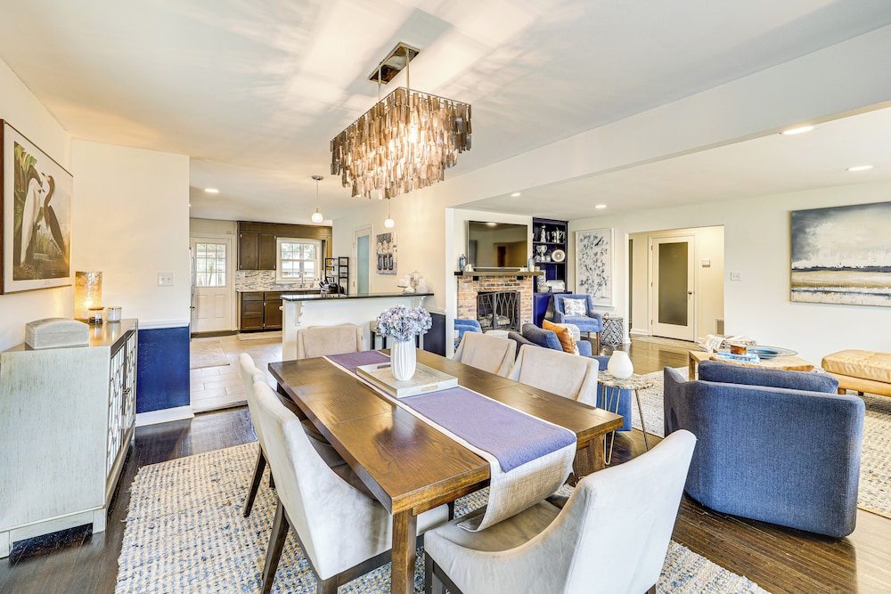 Walk to Powderhouse Polo Fields: Aiken Getaway