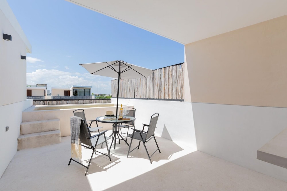 Luxurious Apartment in Lovely Complex With Dreamy Gardens Yoga Terrace Hammocks Swimming Pool