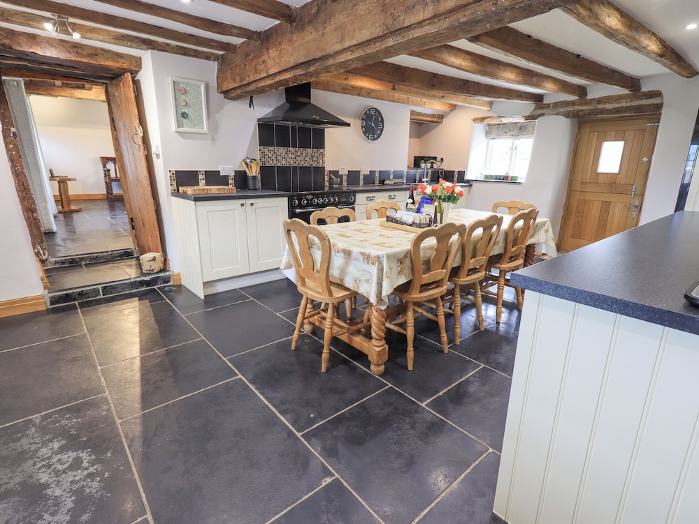 Satterthwaite Farmhouse - Sleep 8