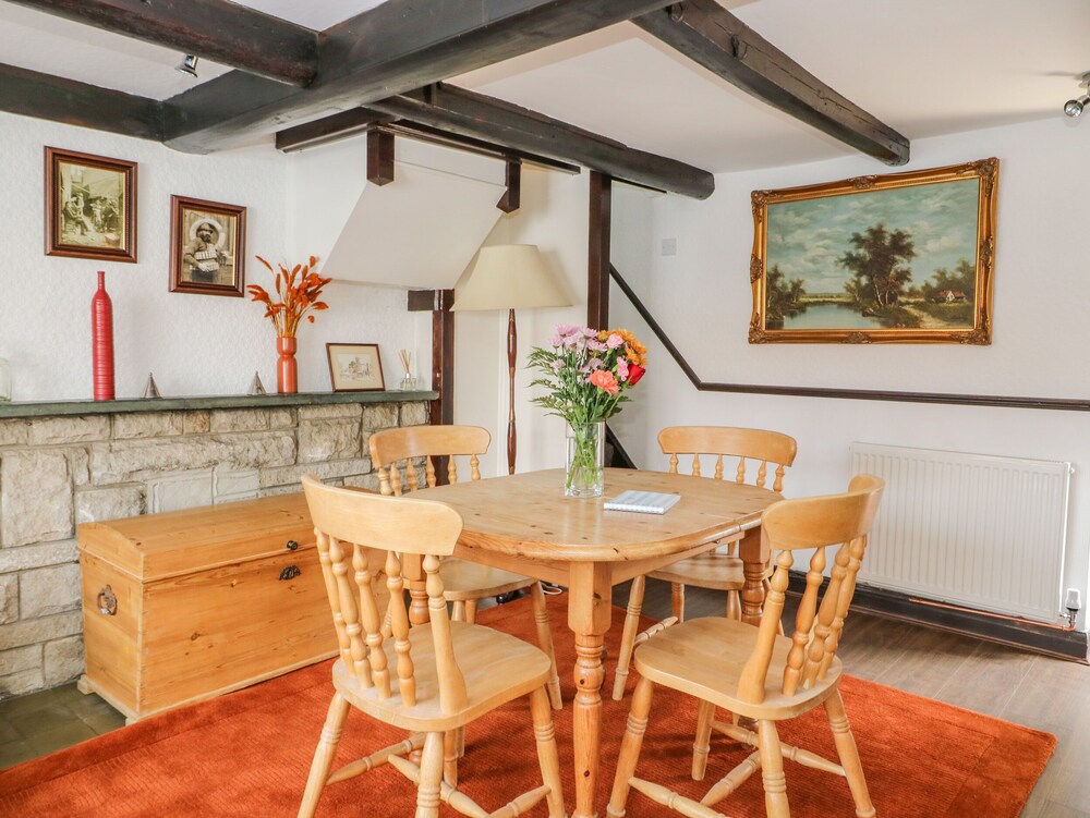 Rhodale Cottage