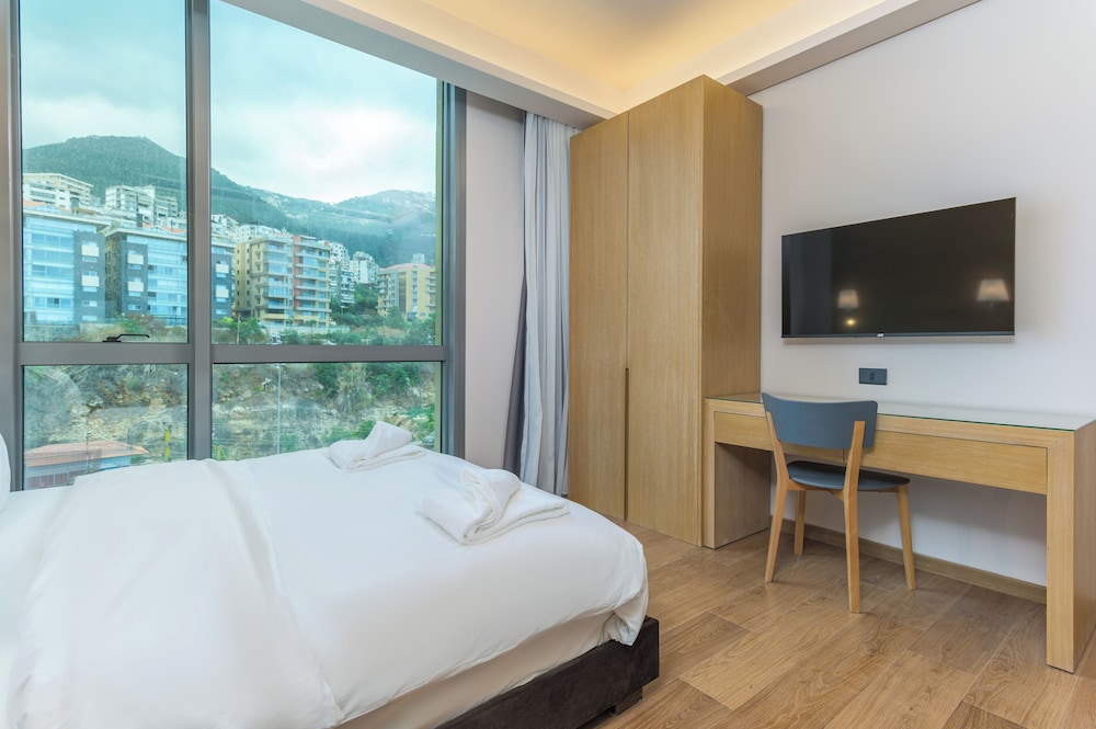 Jounieh Living - Residences by Local Host