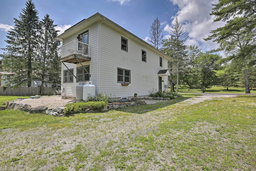 Ashley Falls Home w/ Fire Pit: Hike & Ski! view 2