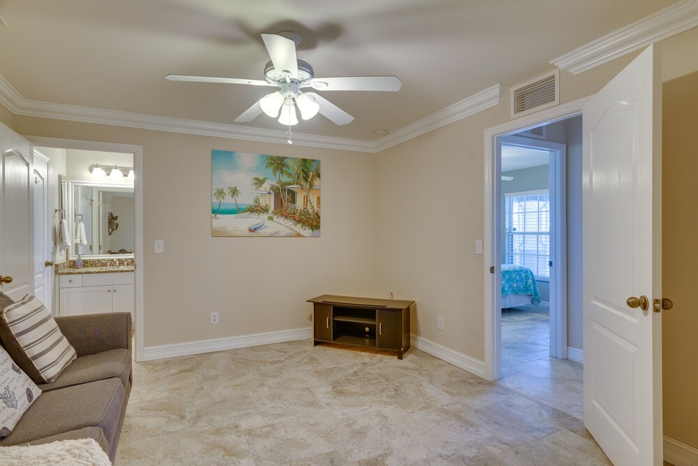 Family-friendly Home 10 Mi to Dtwn Cape Coral - Property Image 31