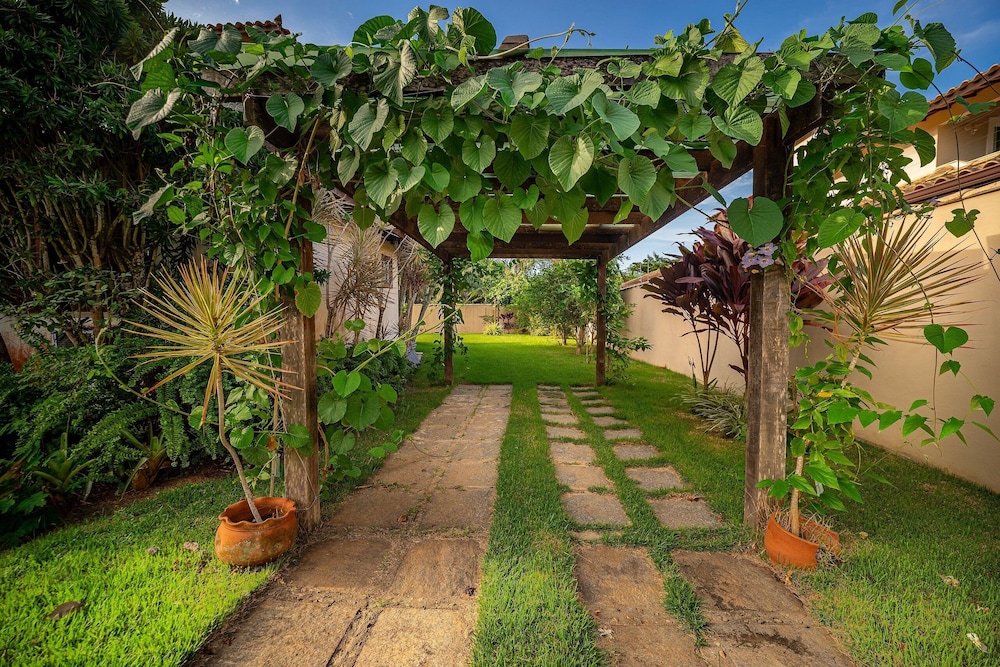 Bz98 Geribá casa 4 suítes e área gramada