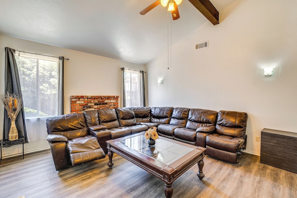 Updated Home in Suburbs - 10 Mi to Dtwn Stockton!