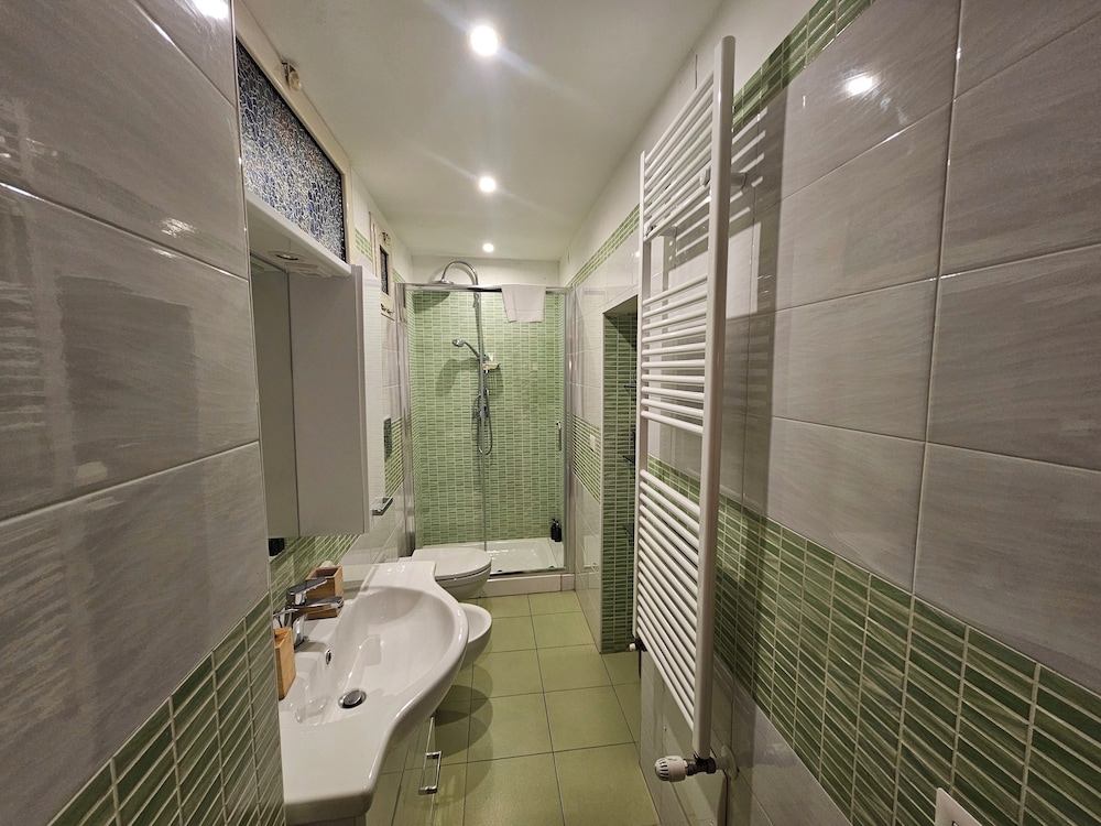 The Spanish Palace suites, rooms, apartments & terraces
