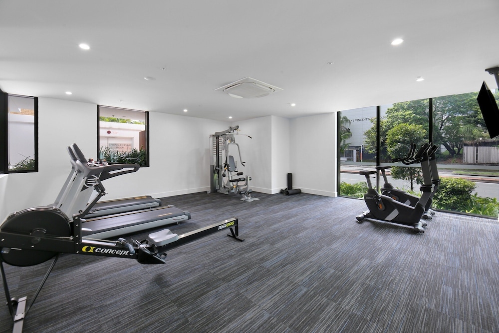 Surfers Paradise 2-bed Flat With Luxury Amenities