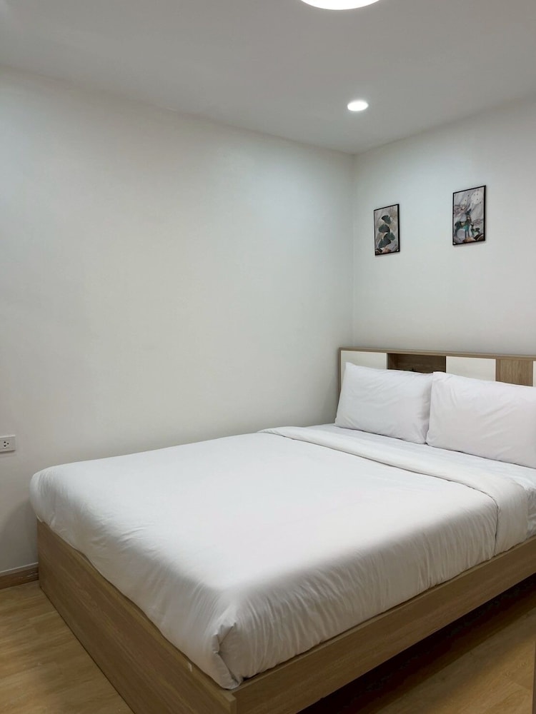 Hill Bay Suites