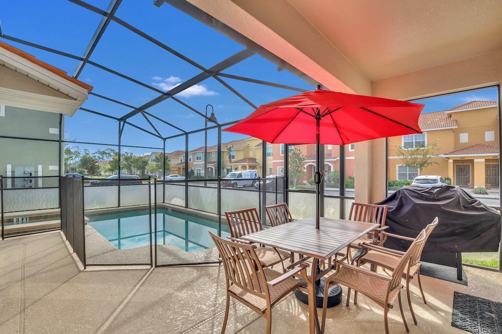 9008 PM - 5BD Serenity Villa: A Paradise Retreat