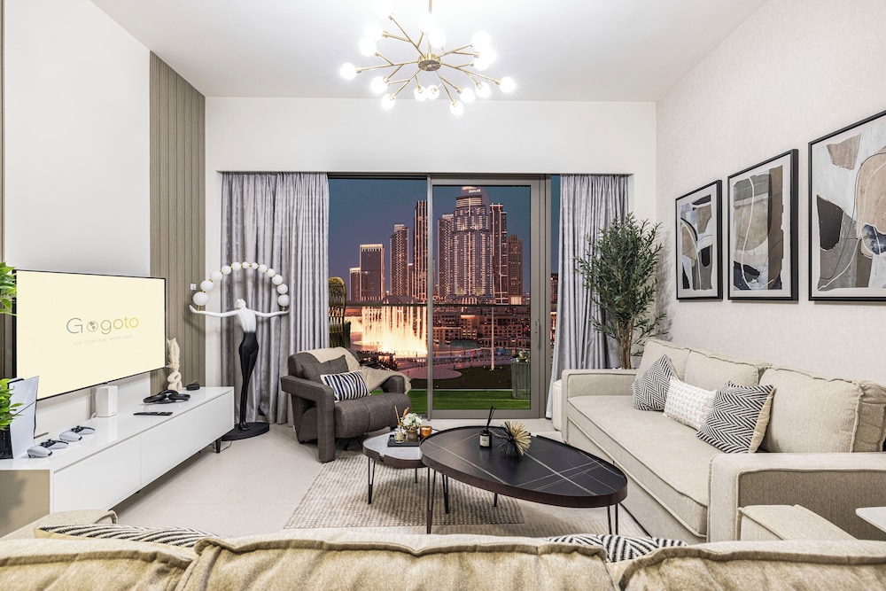 GOGOTO Burj & Fountain View Stay