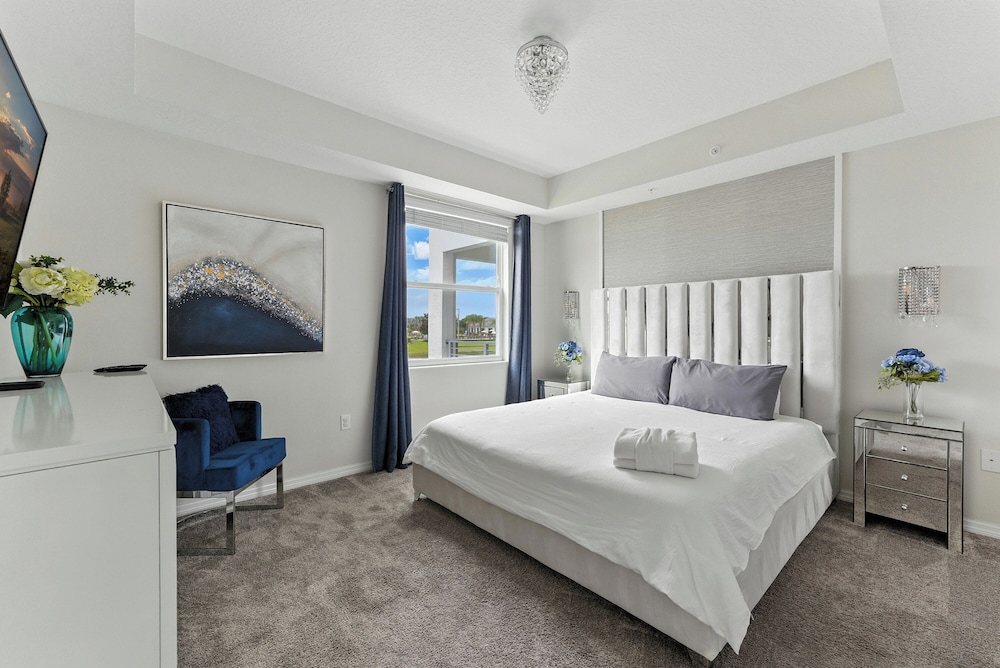 Storey Lake condos by UNE Homes