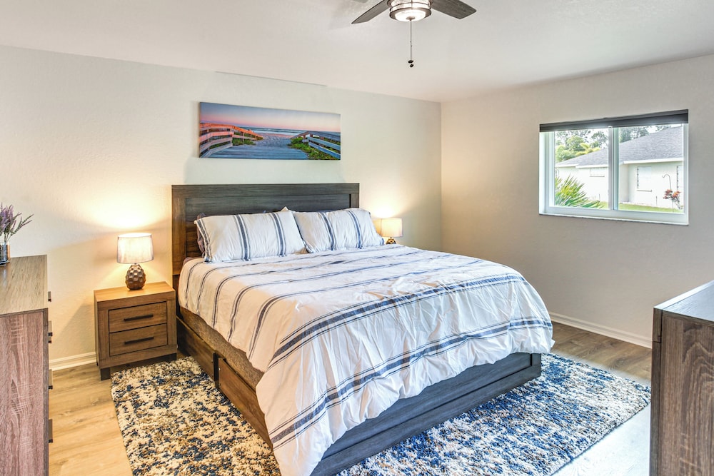 Swim, Golf & Hike: Family Home in Rotonda West!