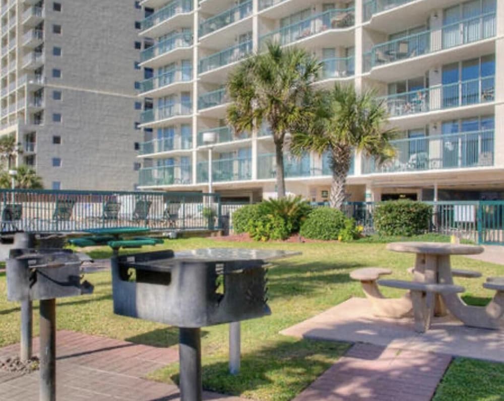 Picture Perfect- Oceanfront Condo