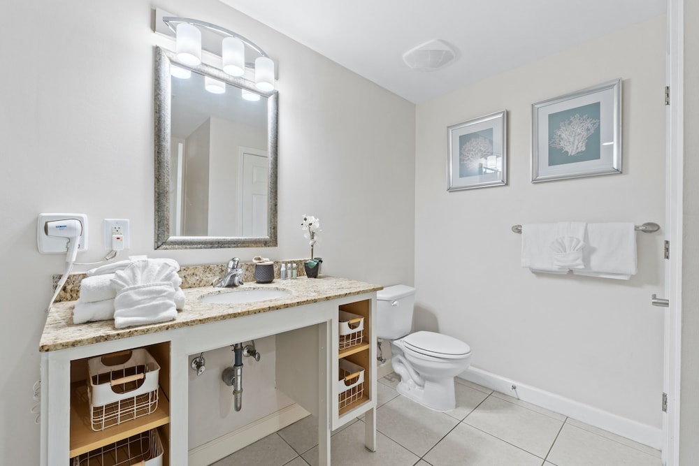Splash Beach Resort by Panhandle Getaways