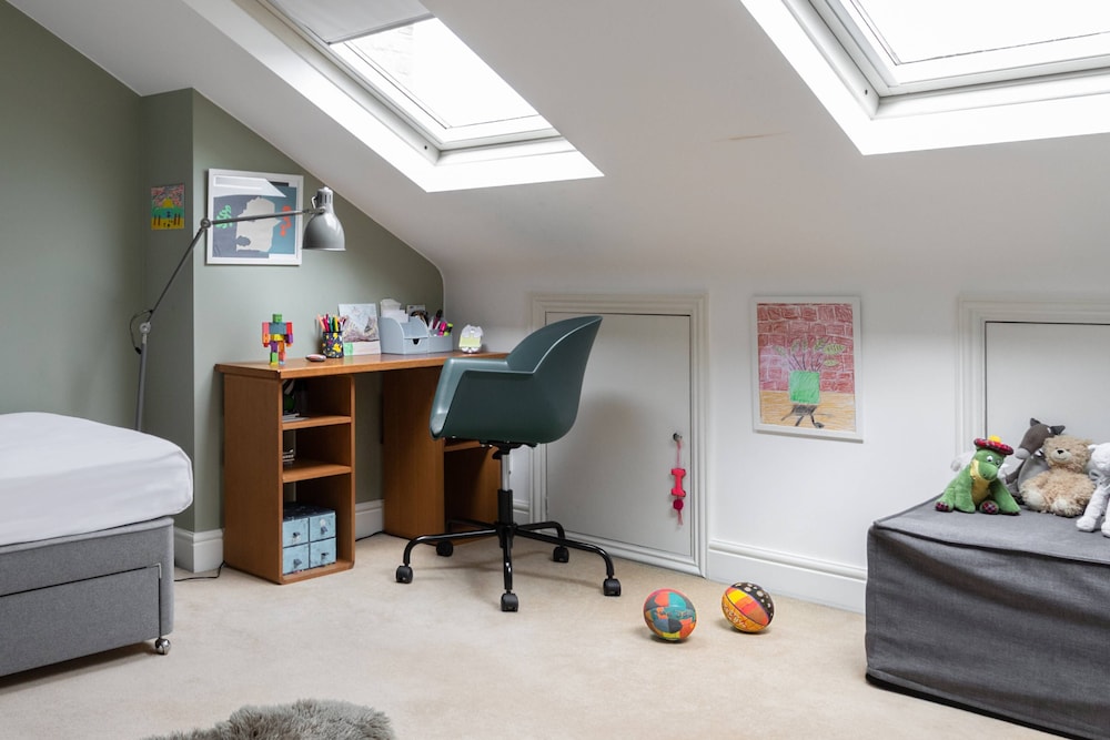 Poplar Grove II by Onefinestay