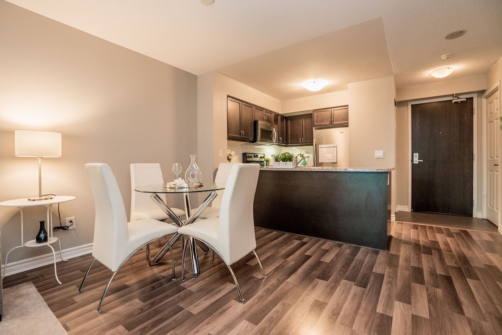 Aaira Suites Grand Trunk - Image 3